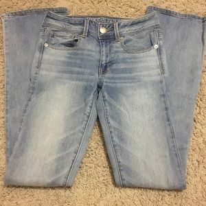 Light boot cut jeans!